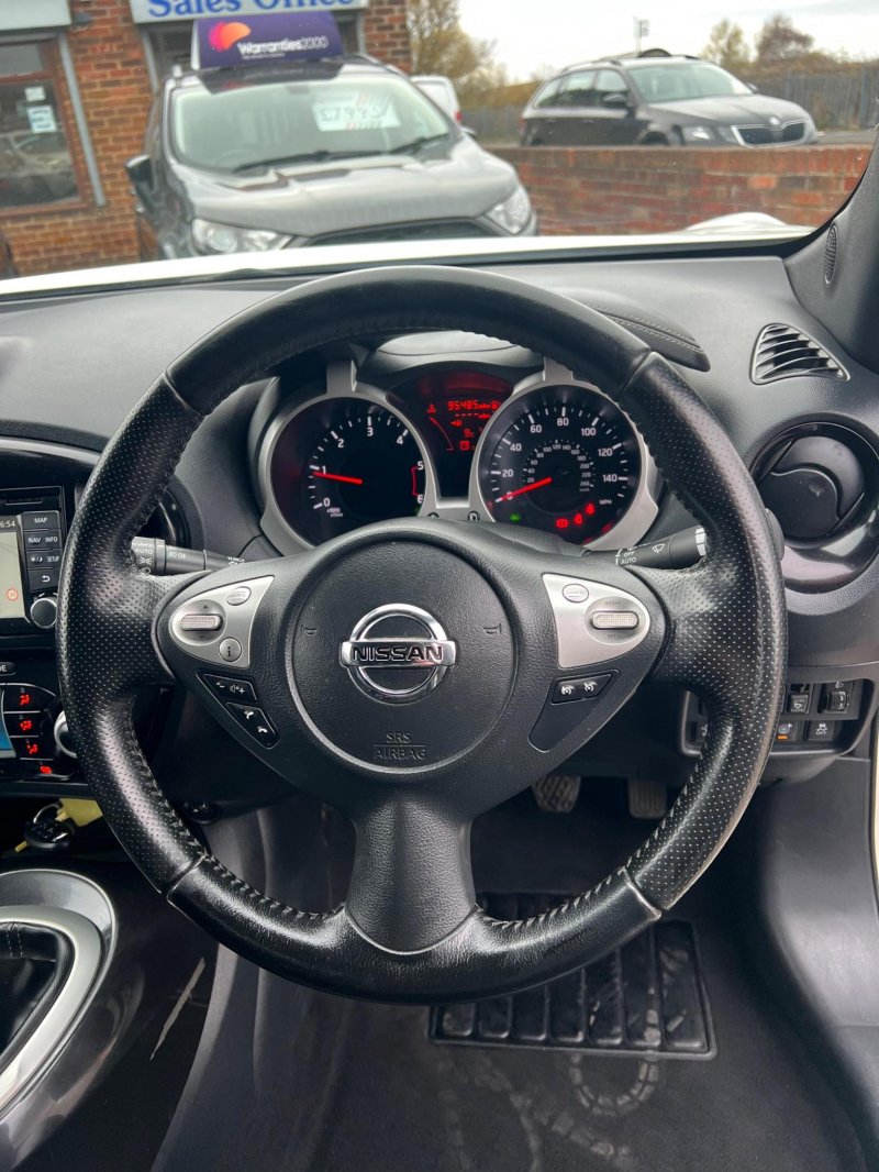 NISSAN JUKE