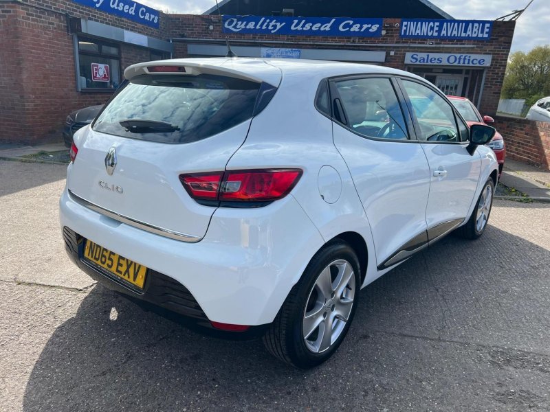 RENAULT CLIO