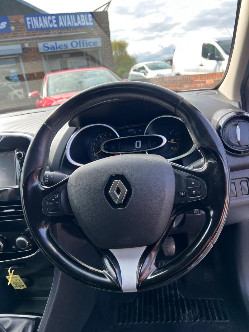 RENAULT CLIO