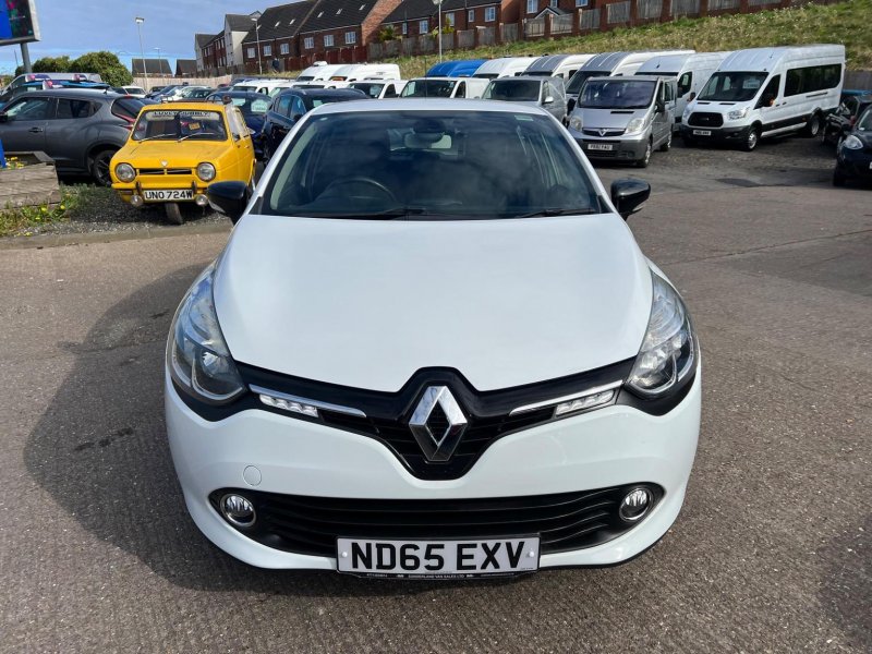 RENAULT CLIO