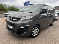VAUXHALL VIVARO
