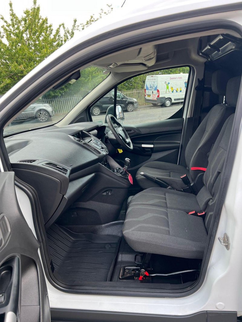 FORD TRANSIT CONNECT