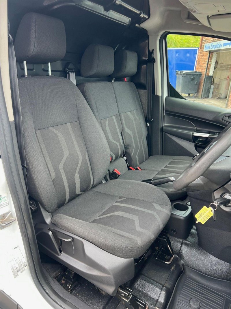 FORD TRANSIT CONNECT