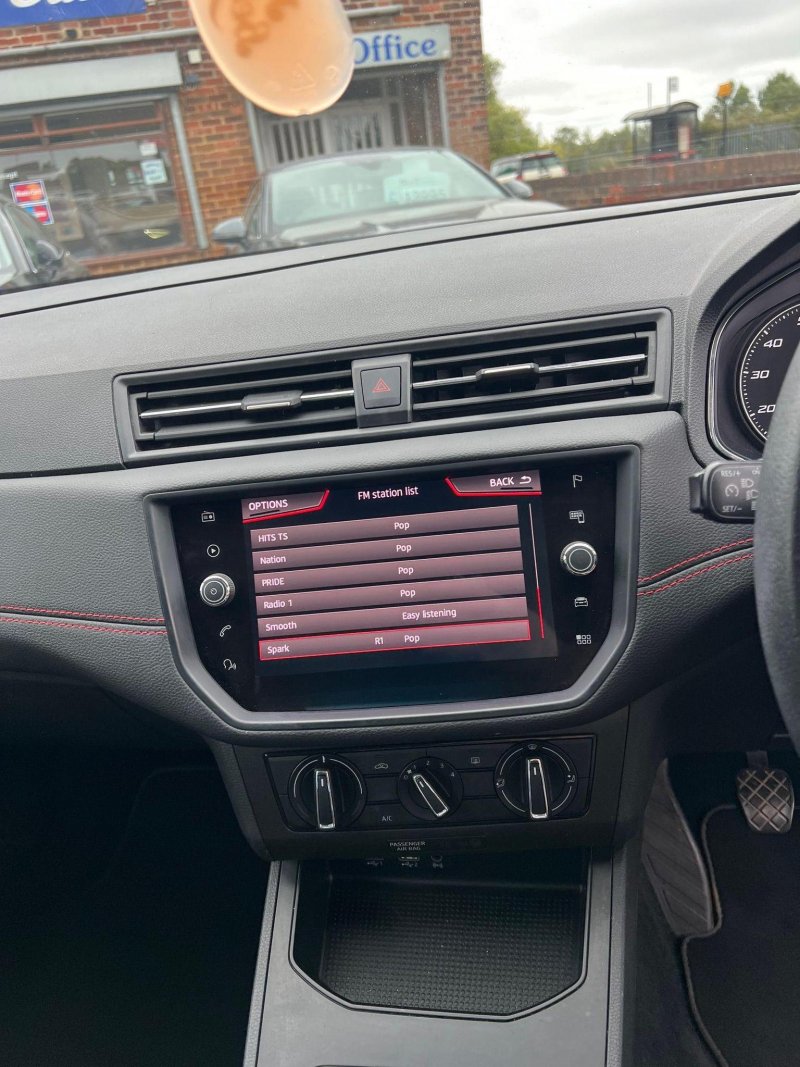 SEAT IBIZA