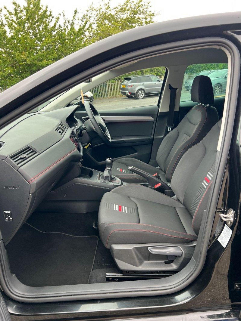 SEAT IBIZA