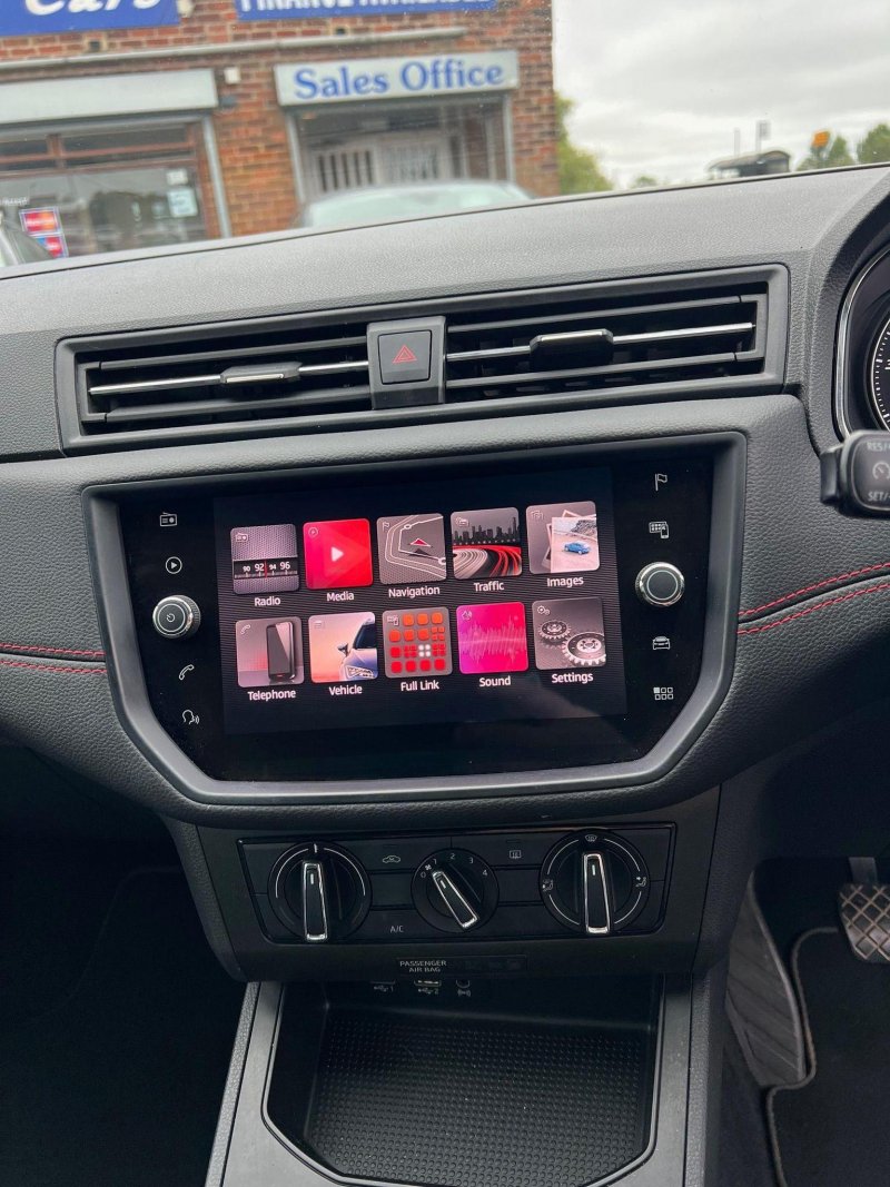 SEAT IBIZA