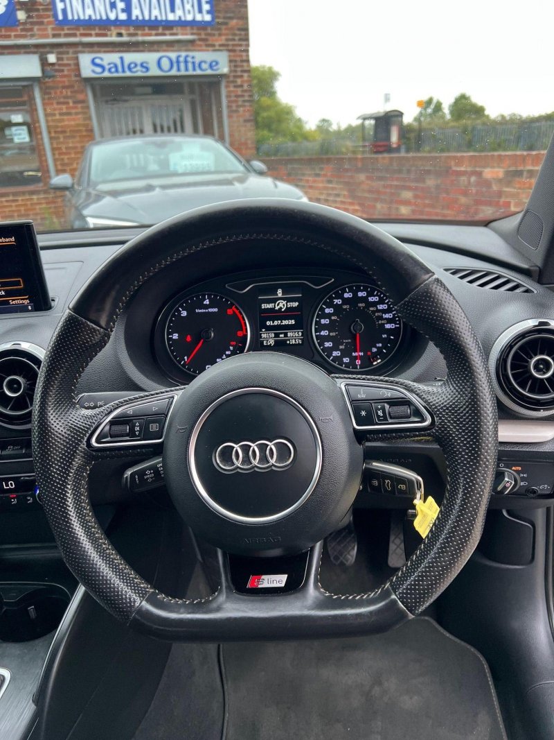 AUDI A3