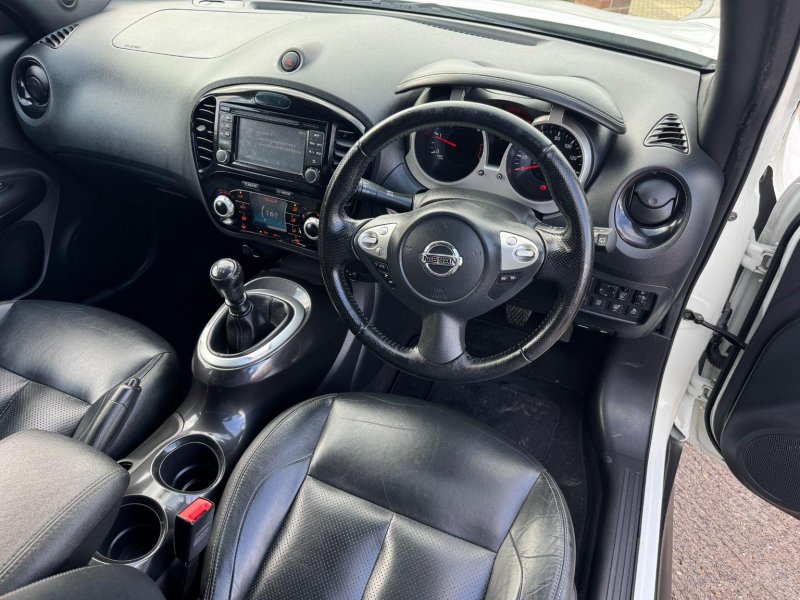 NISSAN JUKE